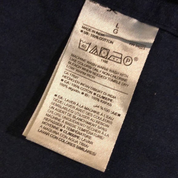 Old Navy Slim Fit Dress Shirt - Picture 5 of 5